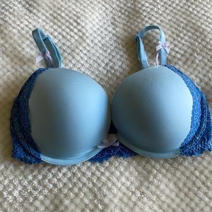 Victoria’s Secret Dream Angels Push Up Bra